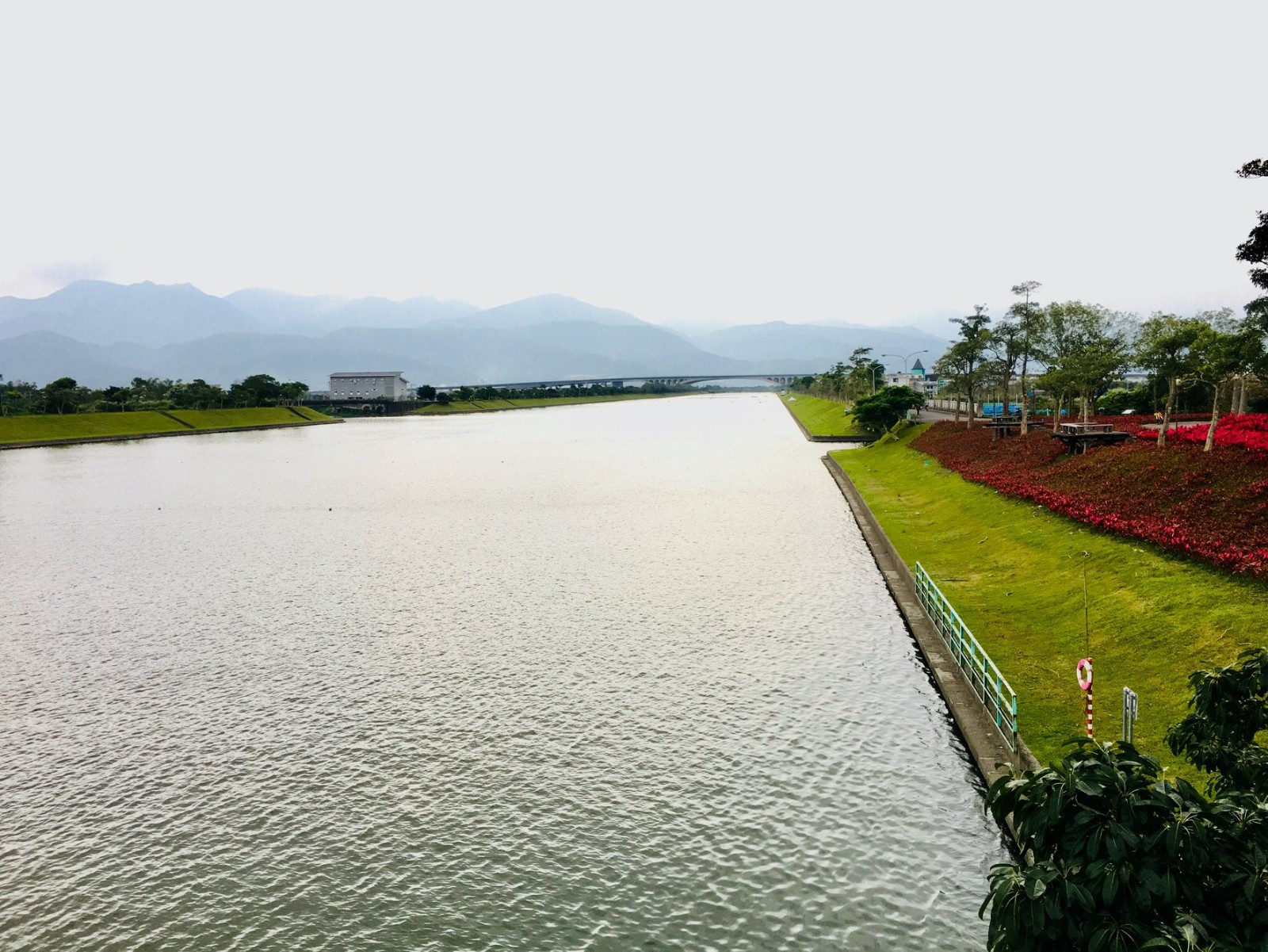 ★（超級蘋果）【冬山河親水公園大面寬1130民宿美地】