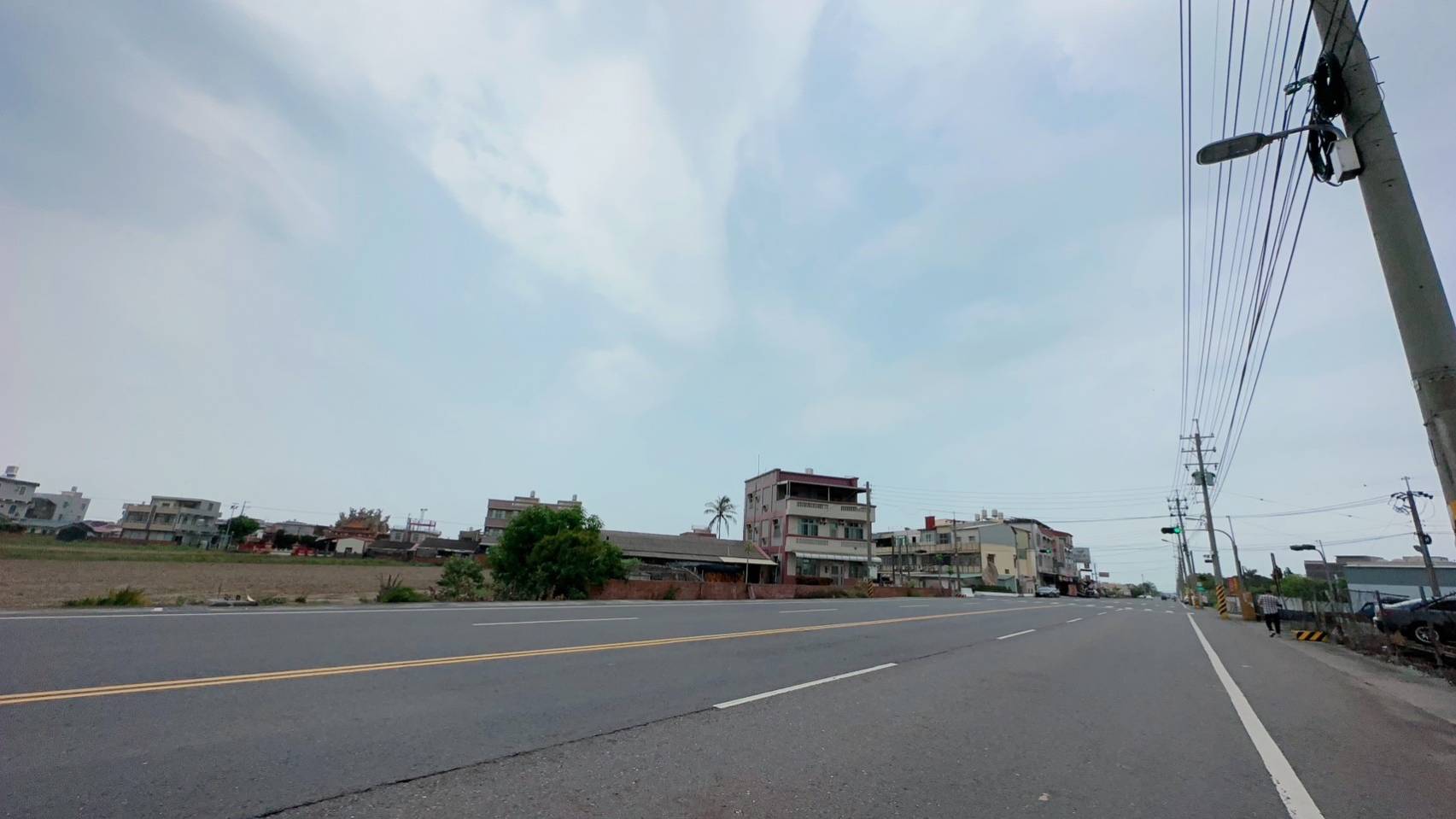 嘉義縣朴子市近故宮南院三角窗農地 大馬路上適農舍餐飲seven