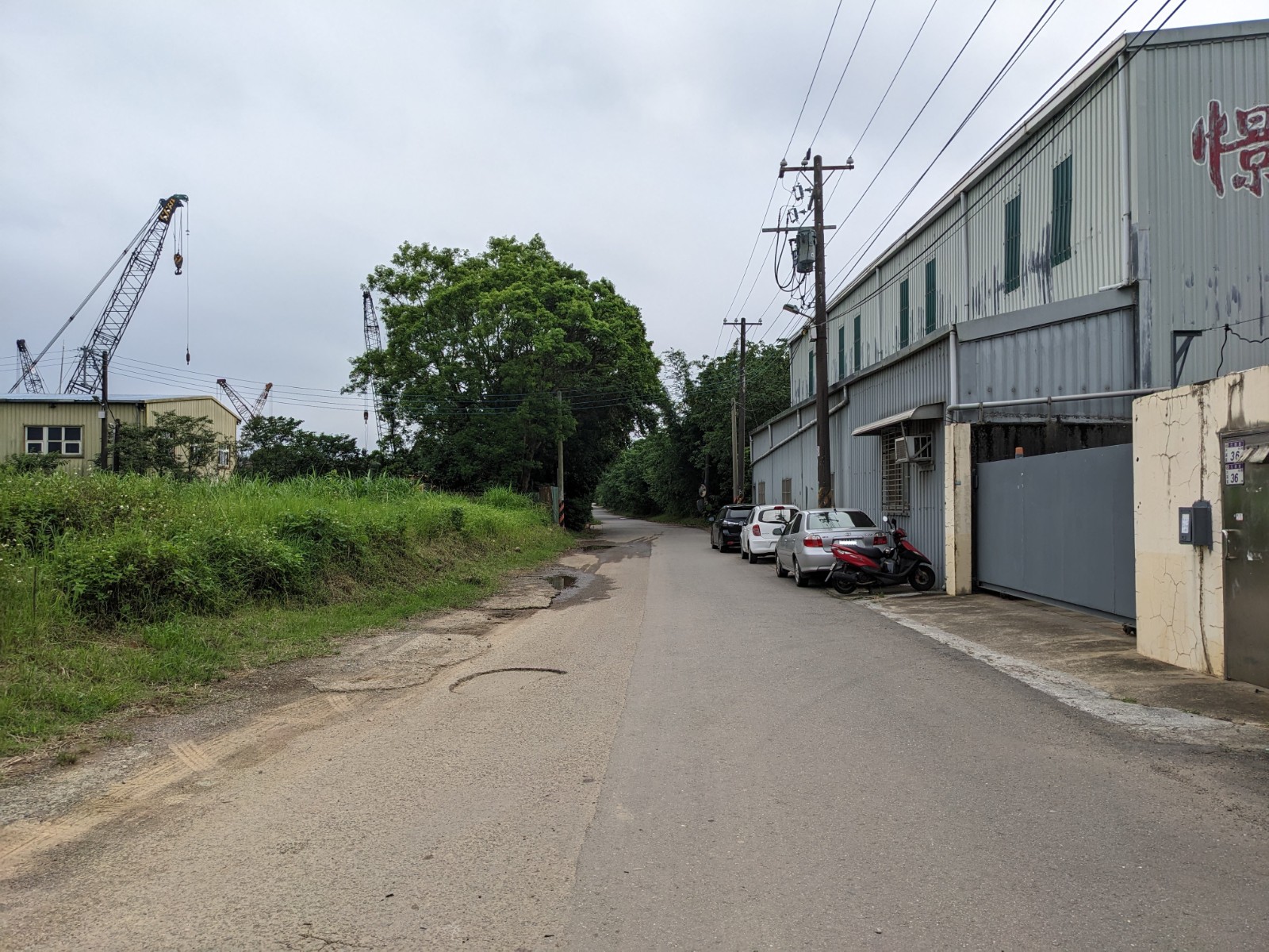 大溪石園路旁一般農地