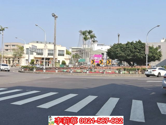 歸仁中山路三角窗商業建地