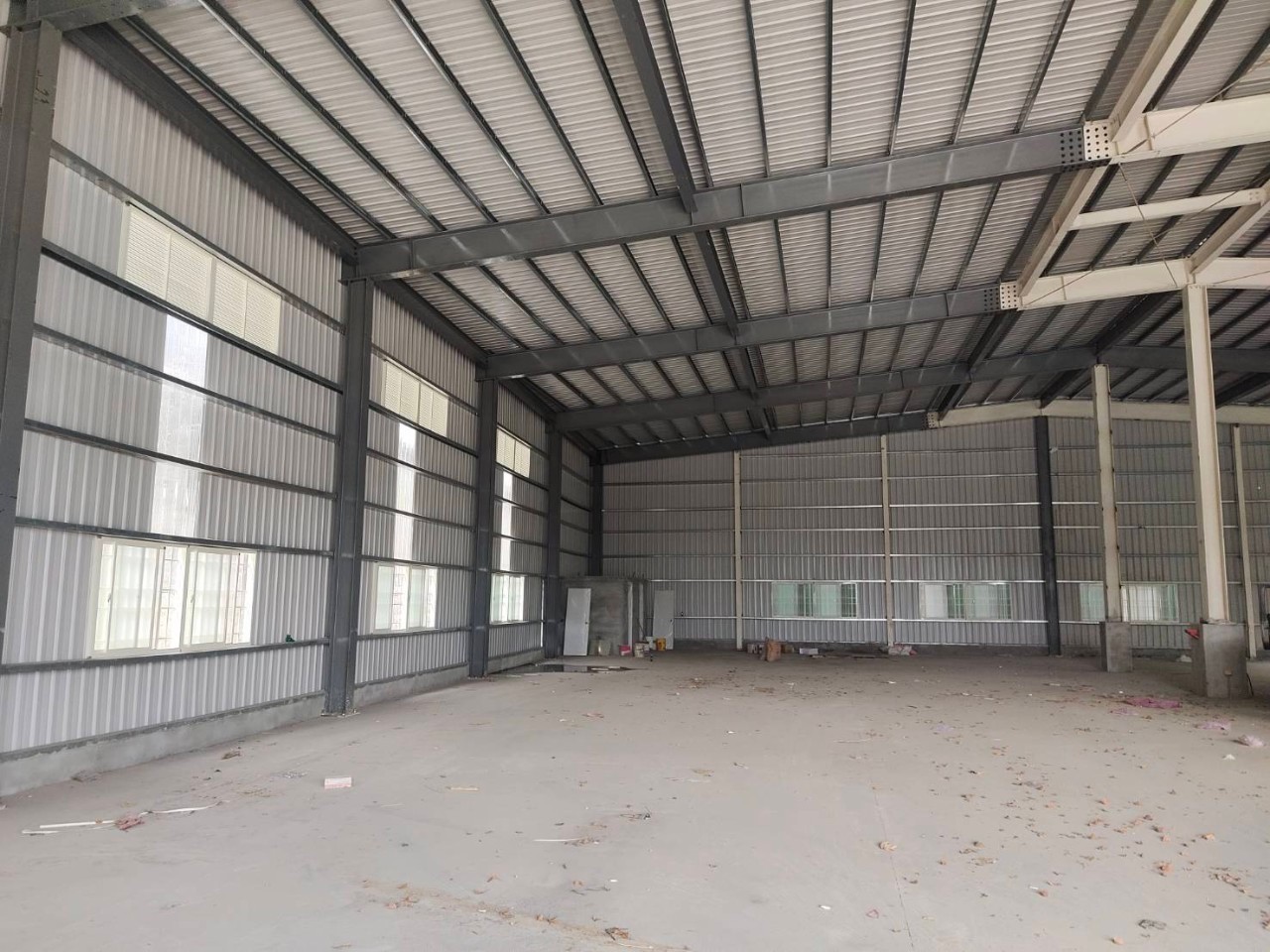鶯歌全新大腹地挑高9米鋼構廠房•	新北市廠房工業地買賣出售/廠房出租