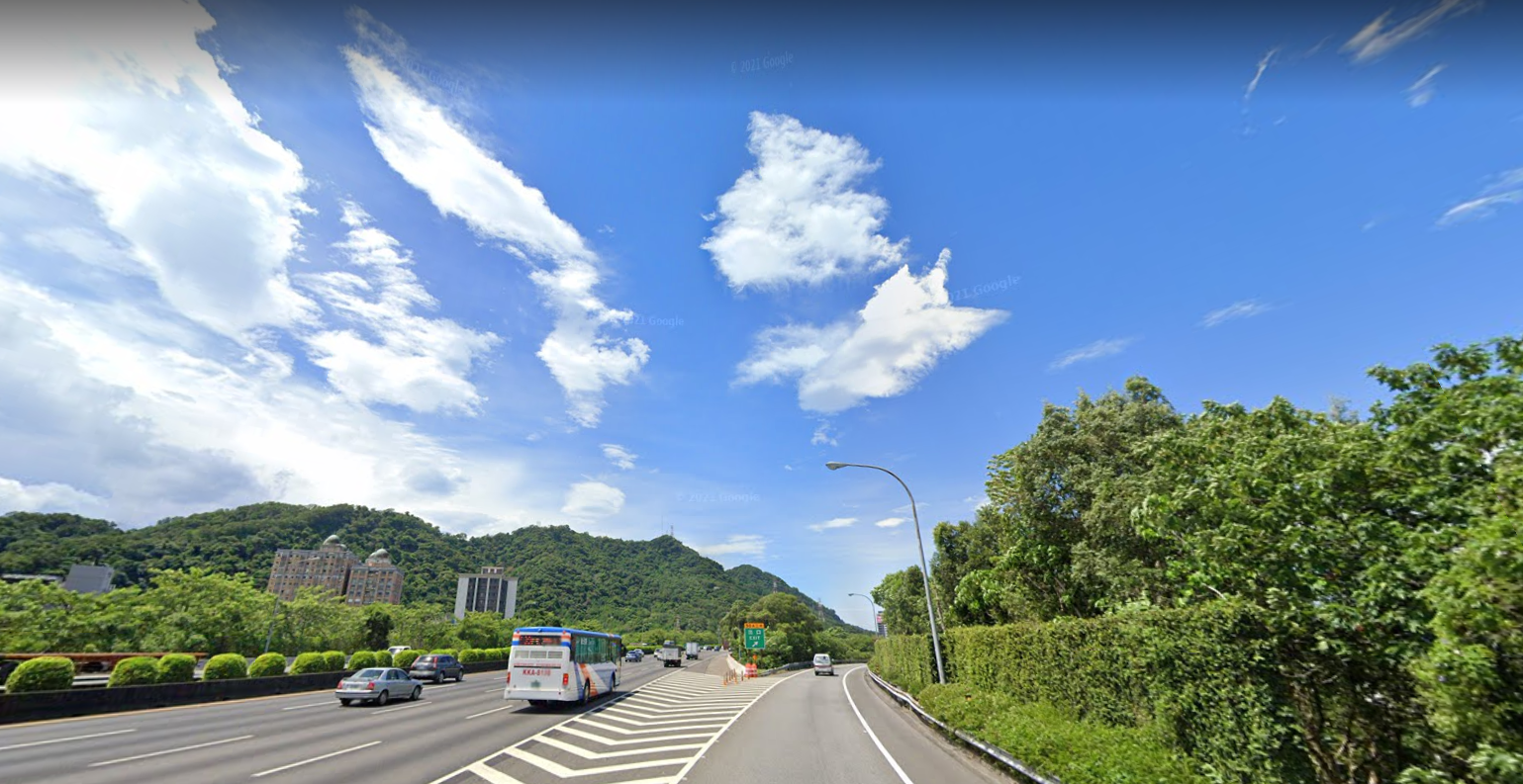 三峽10米路旁方正工業地•	新北市廠房工業地買賣出售/廠房出租