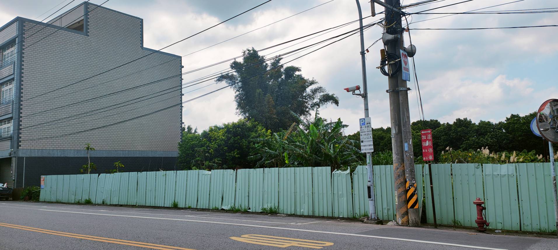252近體育園區建地15米路