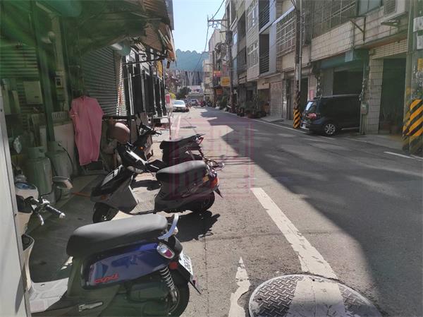 新竹縣竹北市中正東路商業區雙店面-春明地產-035551111
