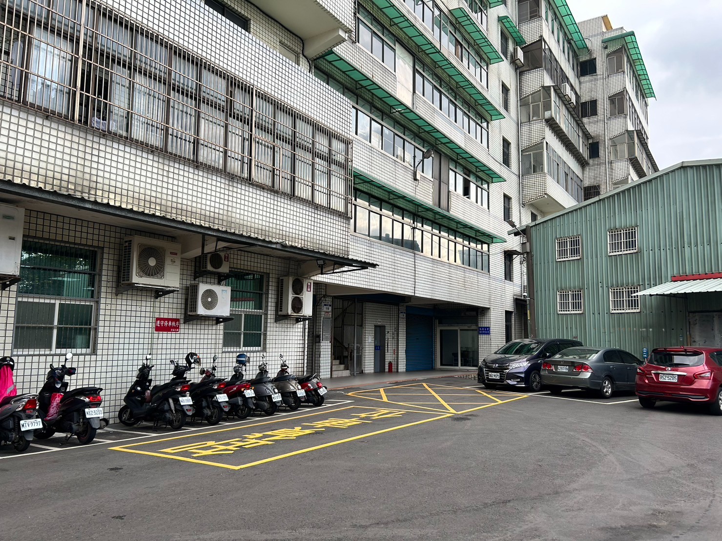 101近南崁交流道廠辦