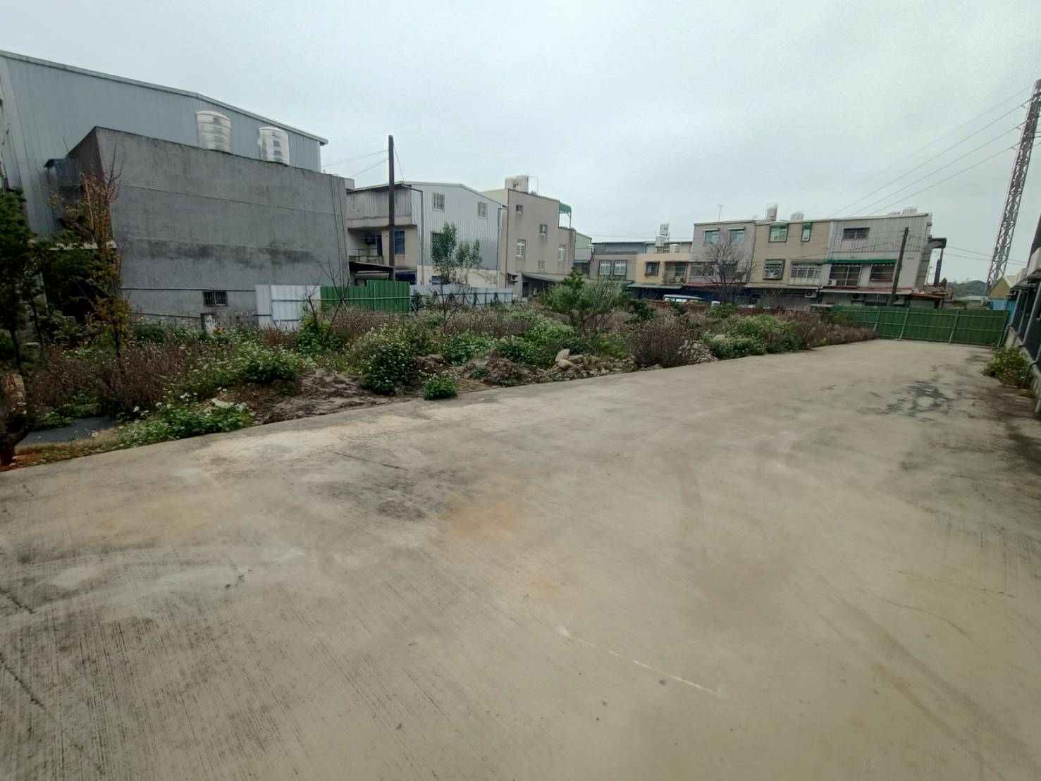 平鎮三面臨路漂亮建地