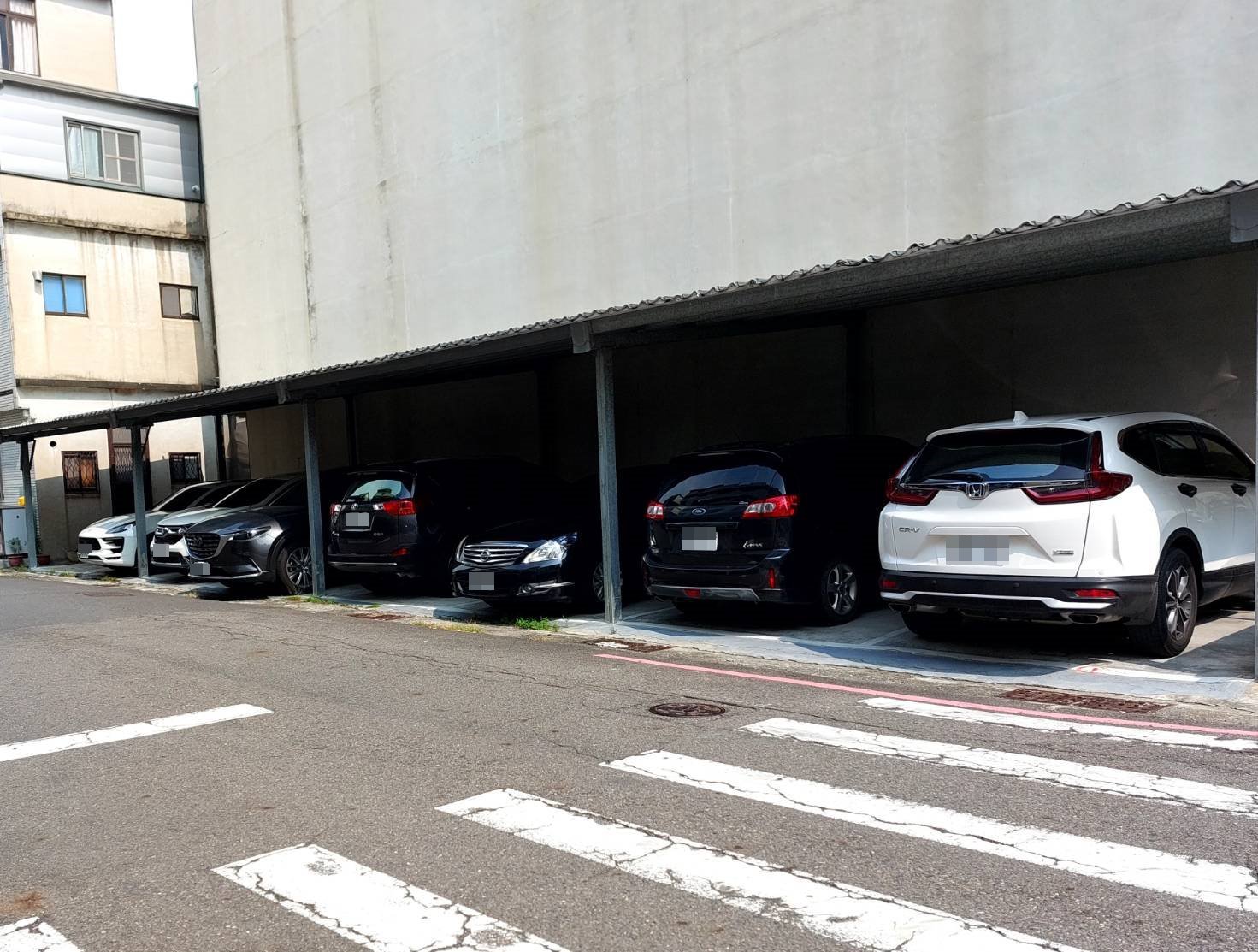 台南市北區大港國小三角窗建地