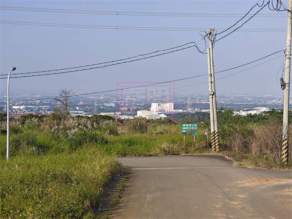 新竹縣湖口鄉夏季三角景觀休閒地附水電出售