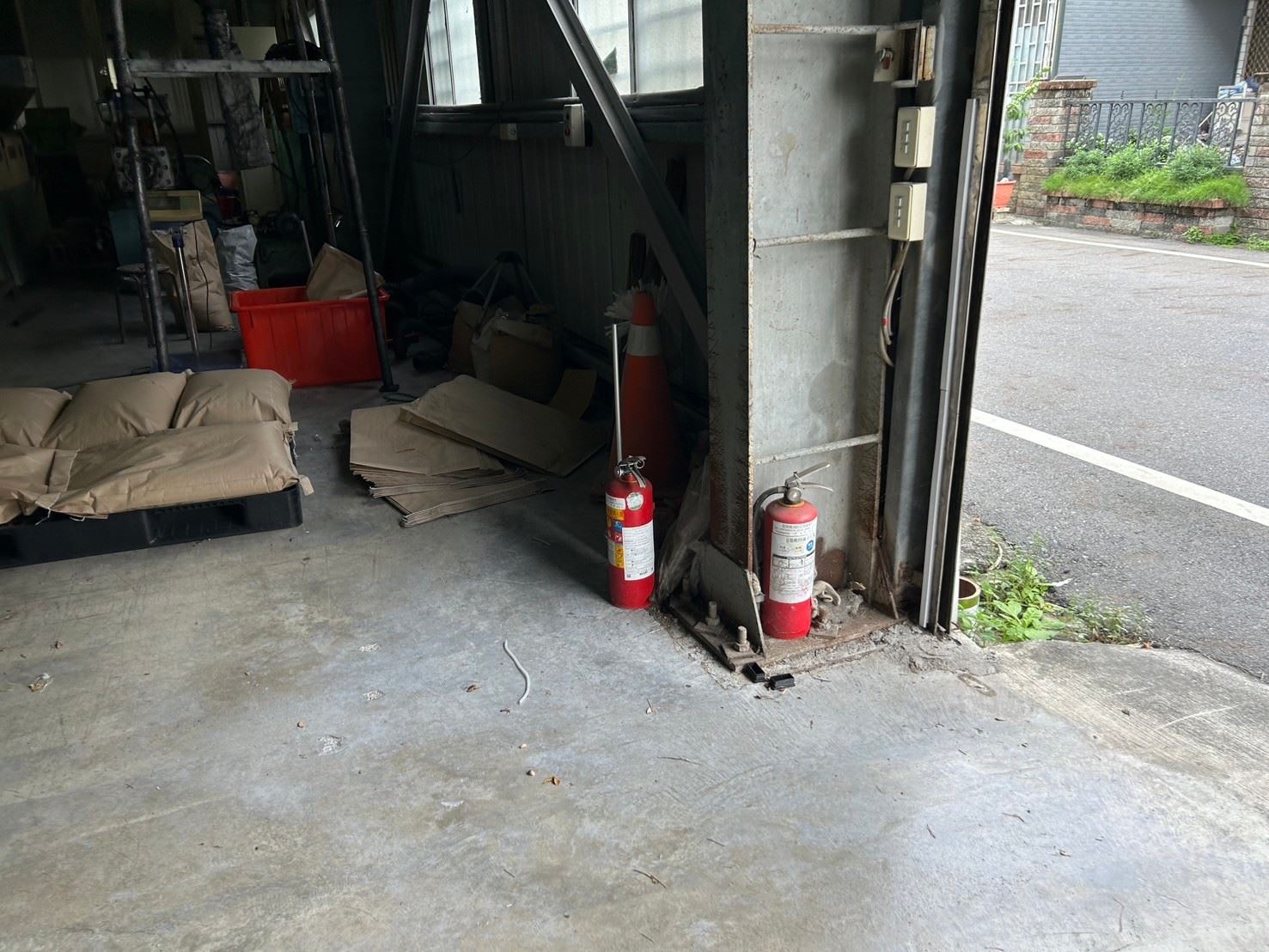 關廟區鄰近86快速道路挑高廠房工業地