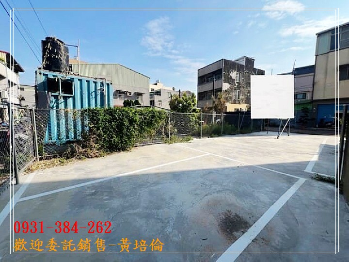 仁德麥當勞雙面路建地A H。蝸牛居0931384262