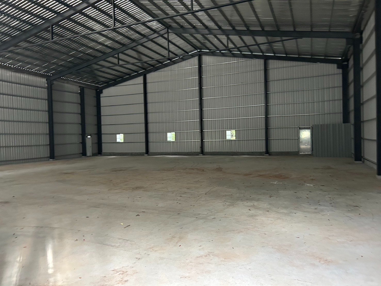 大園/挑高7米/全新廠房 •    桃園廠房工業地買賣/建地/徵收農地/廠房出租