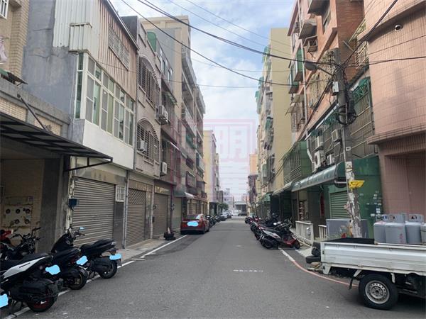 新竹縣湖口鄉新工郵局旁住店-春明地產-035551111