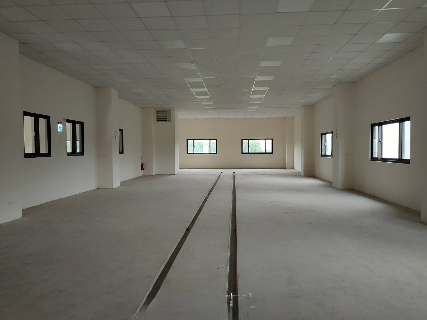 龍潭近交流道/12米路/RC廠房(可廠登) •    桃園廠房工業地買賣/建地/徵收農地/廠房出租
