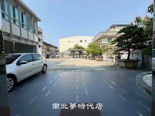 安南區~安中路六段-租＊土城建約500坪~廠辦合一(可營登)近科工-洽0912012388 蔡銘勳