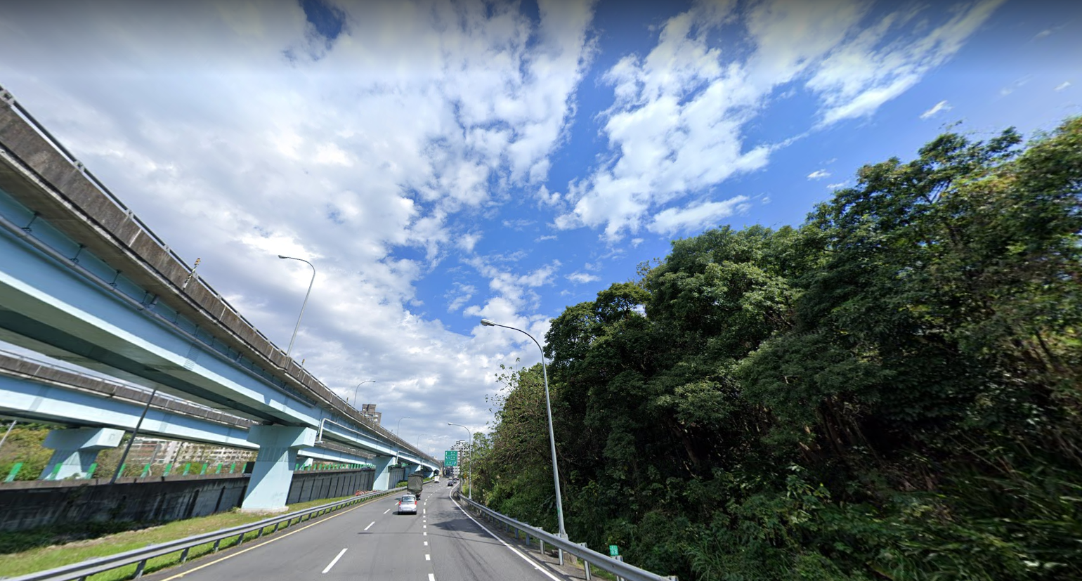 土城交流道旁/千坪/工業地 •	新北市工業地、廠房、建地、農地|出租買賣