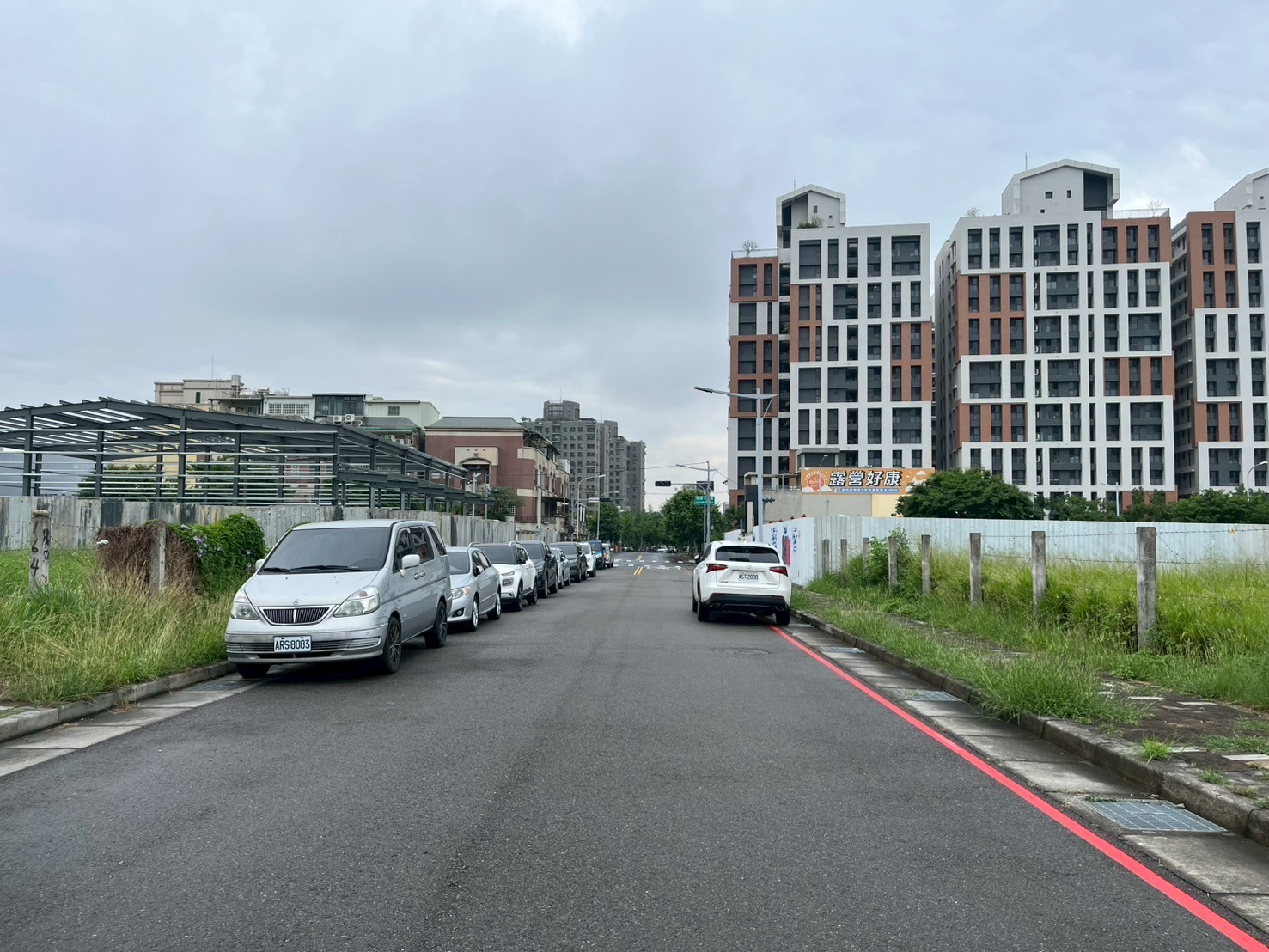 專賣十四期漢神百貨前建地
