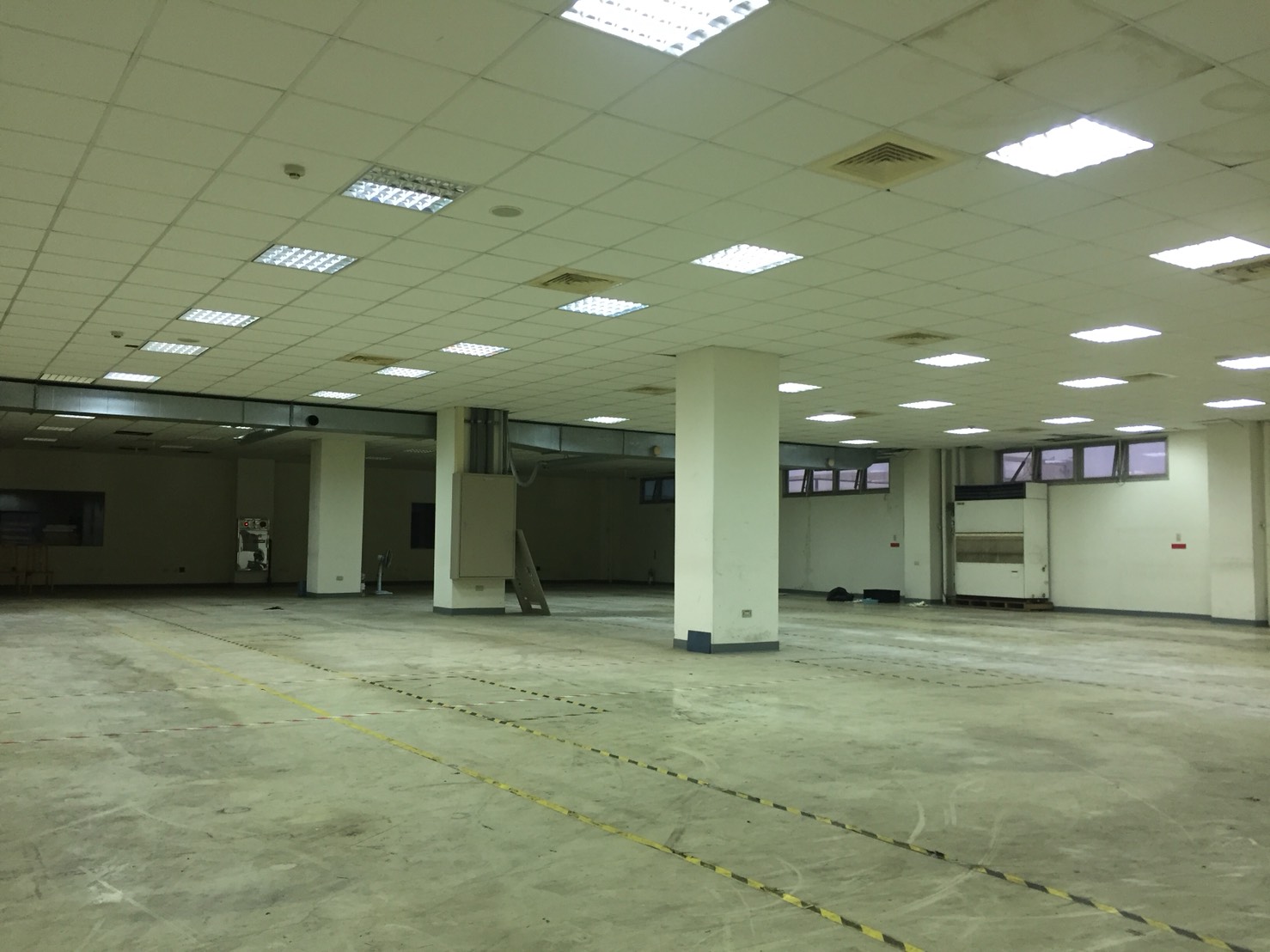 平鎮66高科技大電廠房出租•    桃園廠房工業地買賣/建地/徵收農地/廠房出租
