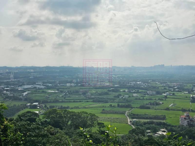新竹縣芎林鄉下山可俯瞰竹北高鐵美景農林地 春明地產