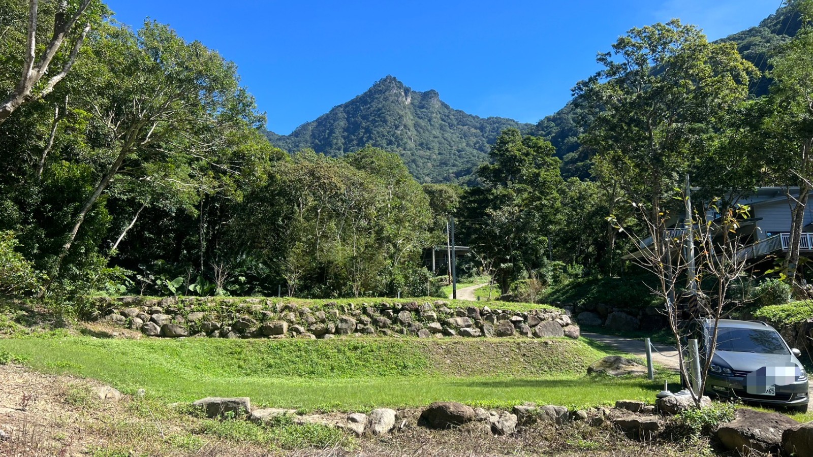 尖石桃花園景觀休閒地