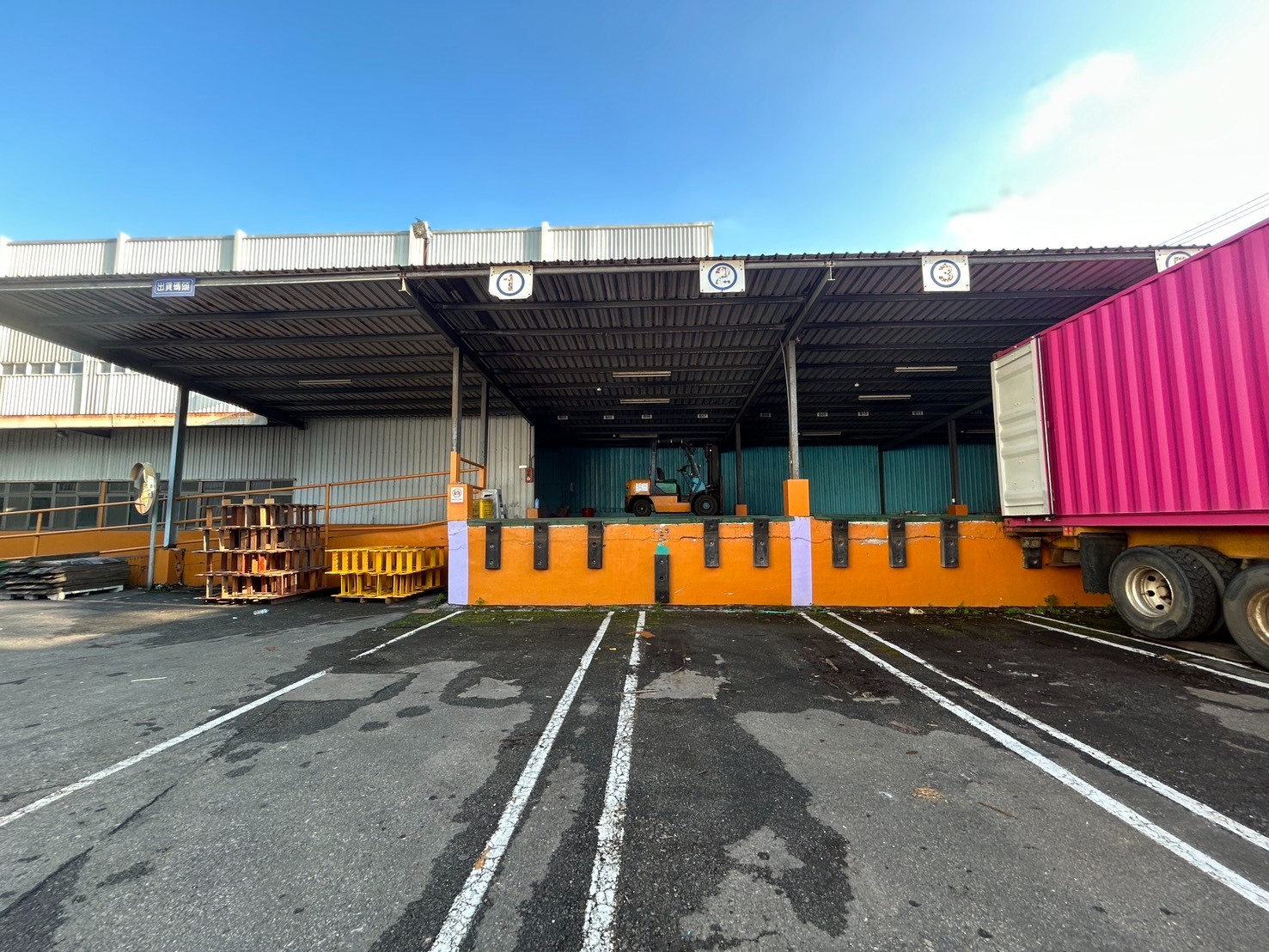 琪琪推~近幼獅交流道工業區大坪數廠房