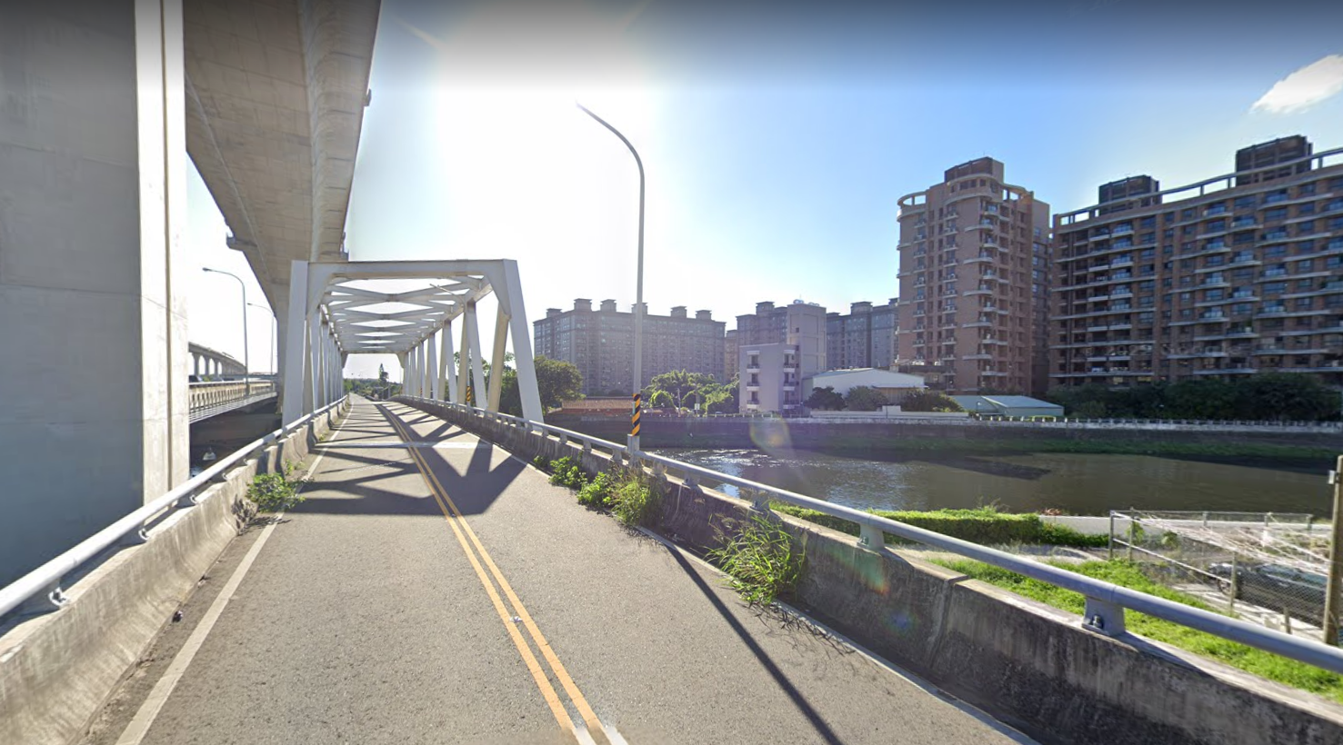 蘆竹交流道/挑高8.5米/倉庫廠房 &bull;   桃園廠房買賣/工業地/建地/徵收農地/廠房出租