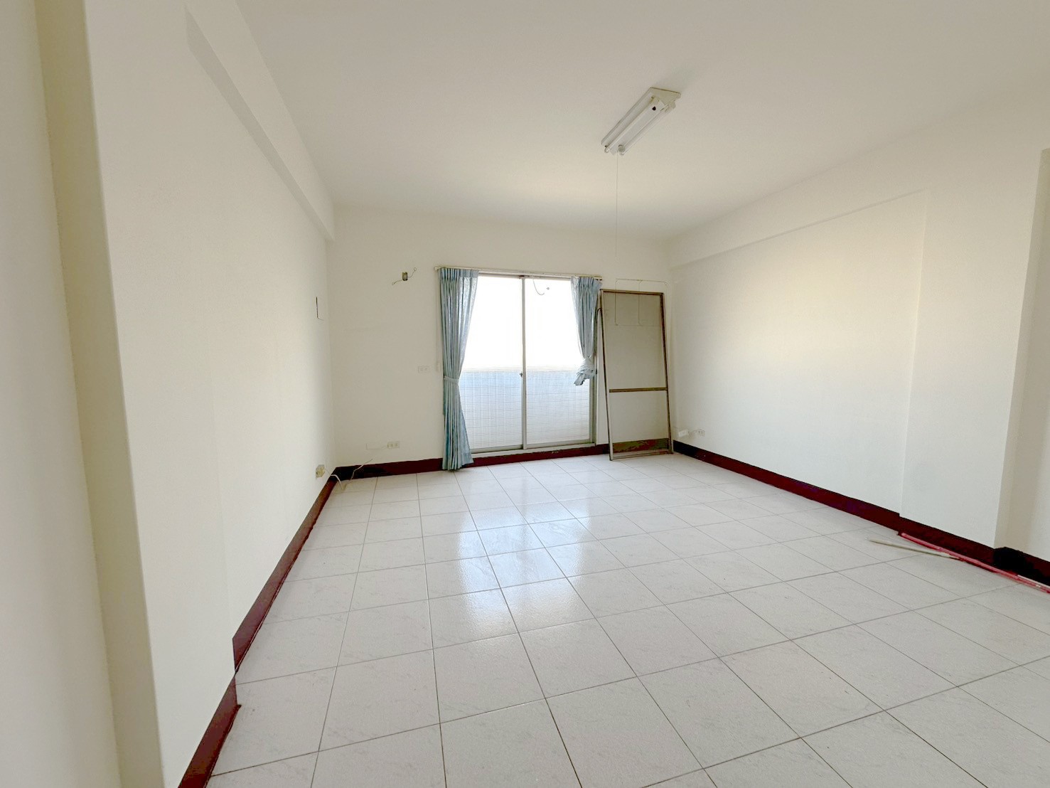 老闆娘的黃金屋