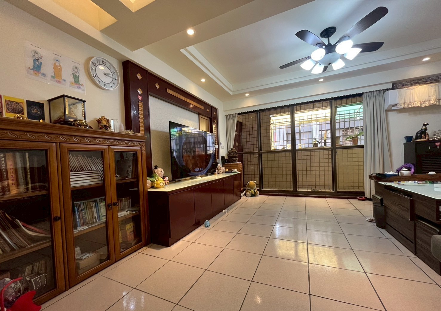 正樹孝商圈平車美廈