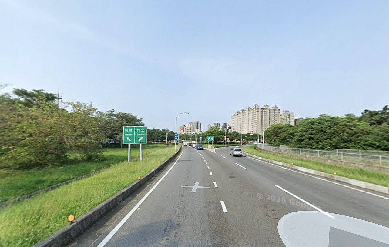 竹北交流道/碼頭/挑高8米/倉庫廠房(可廠登) &bull;  新竹廠房買賣/工業地/建地/徵收農地/廠房出租