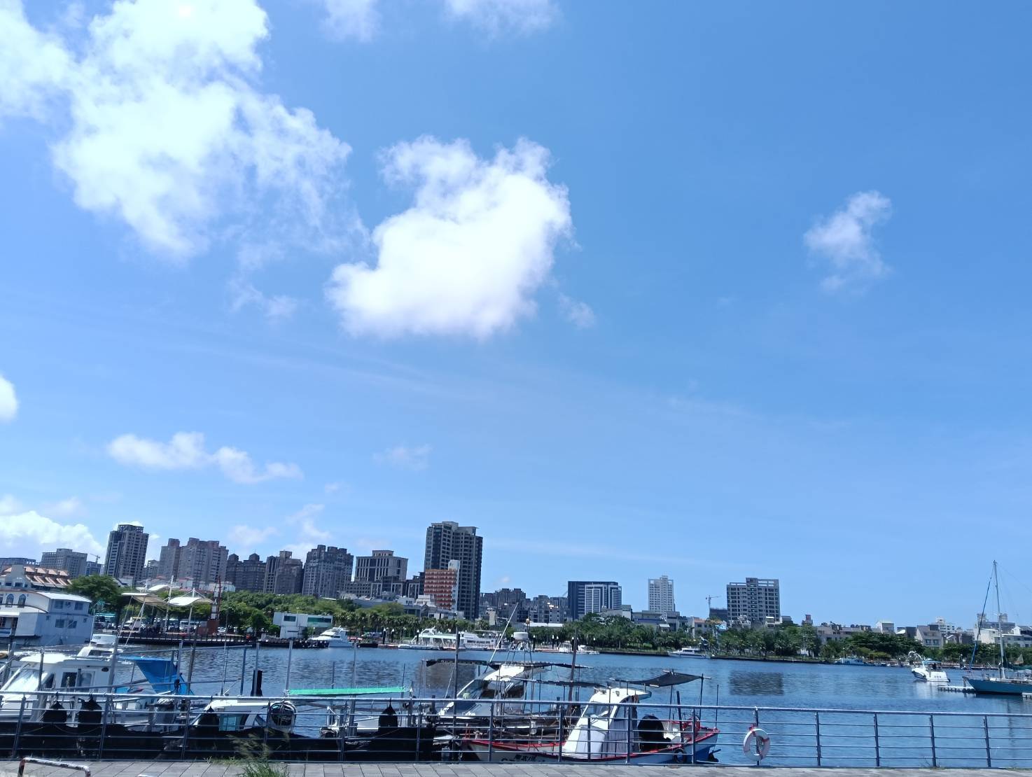 安平五期約68坪朝南建地