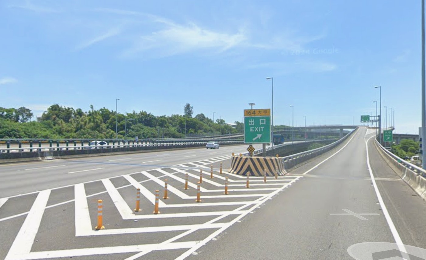 台中大甲工業區挑高7米廠房  &bull;  台中廠房買賣/工業地/建地/徵收農地/廠房出租