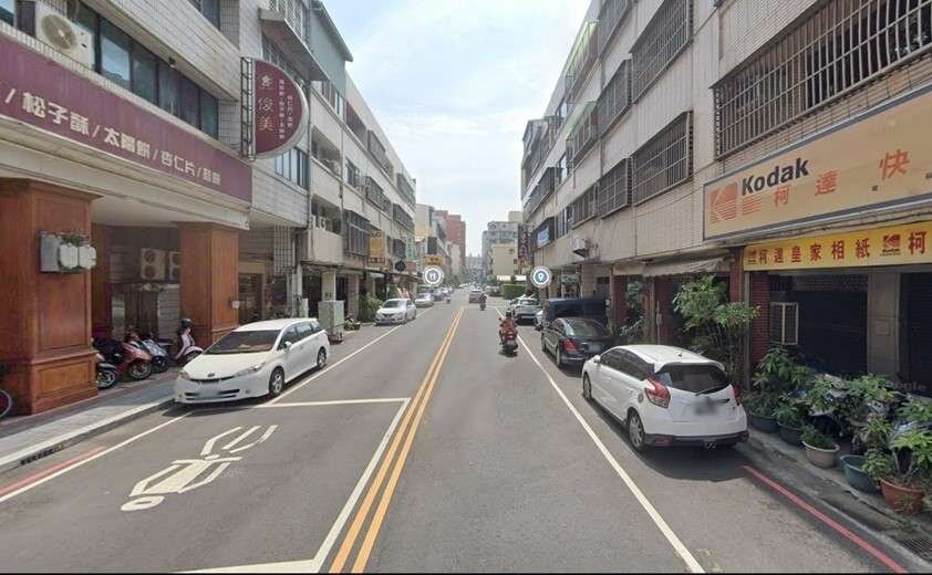 五期:一樓店面出租