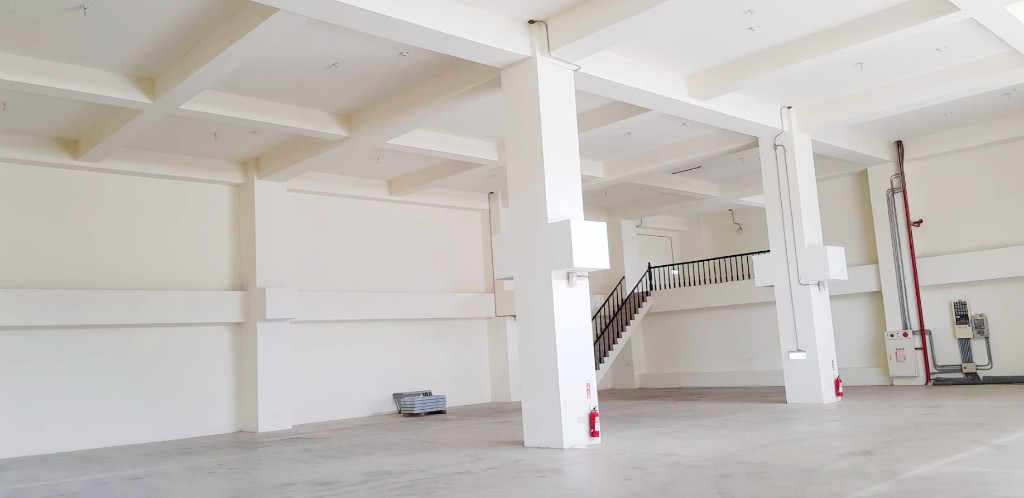 近南崁市區挑高貨梯可廠登廠房｜工業地買賣｜廠房買賣出租｜亞輪工業地廠房