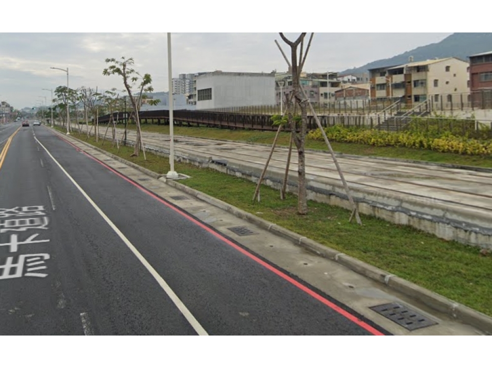 美術館僅存3面環路大面積住5建地