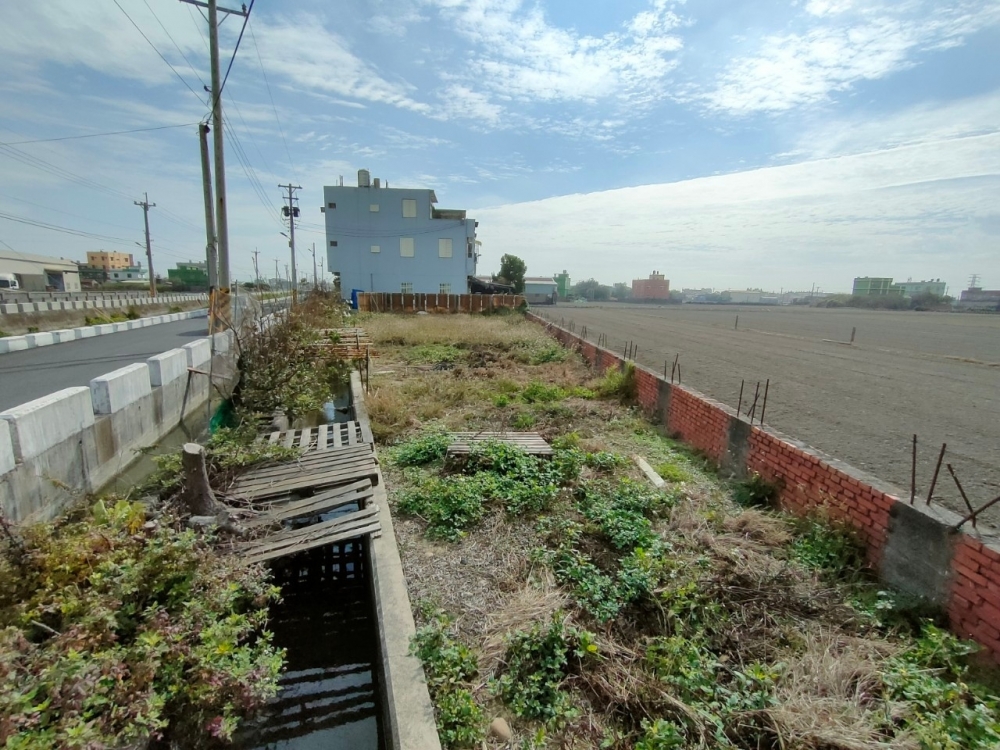 彰化線西重光段溝內路甲種建築用地台中買屋賣房,土地王劉志忠