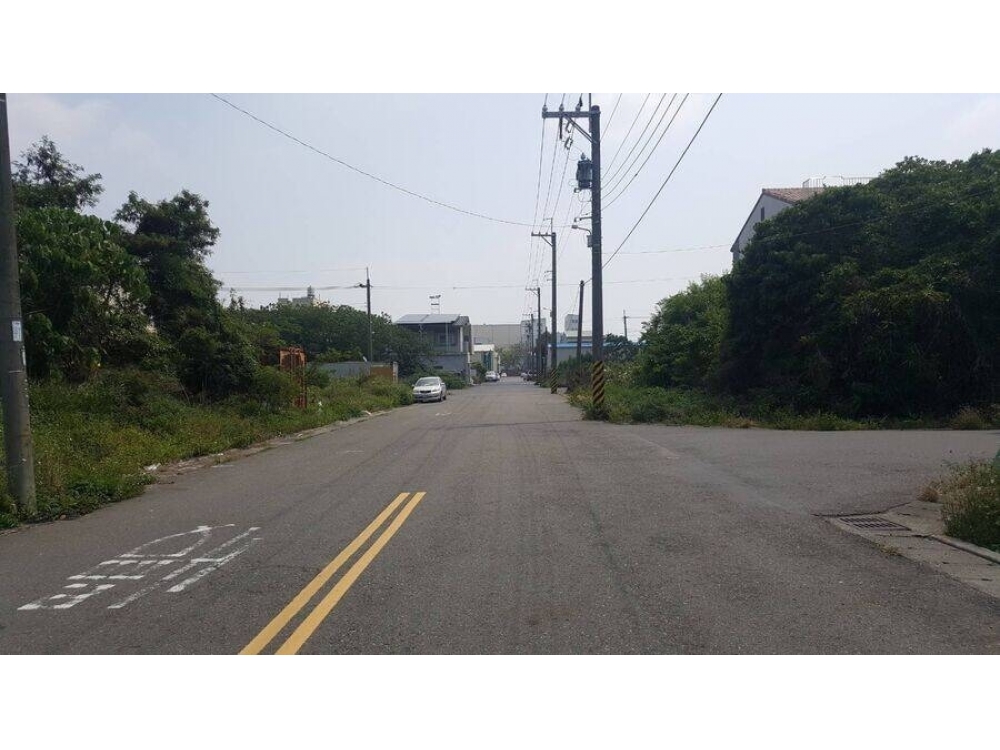★★新港鄉8米路丁種工業用地