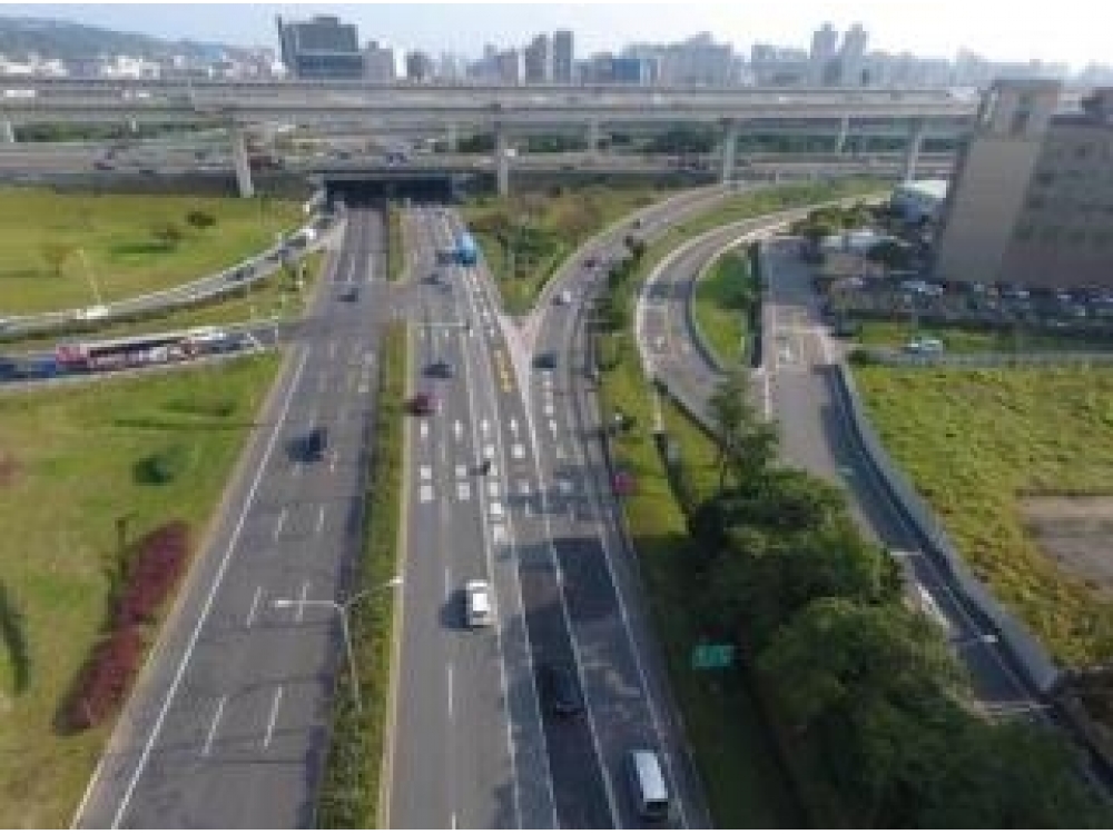 桃園交流道建地