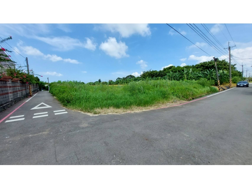 觀音66旁雙面路農地