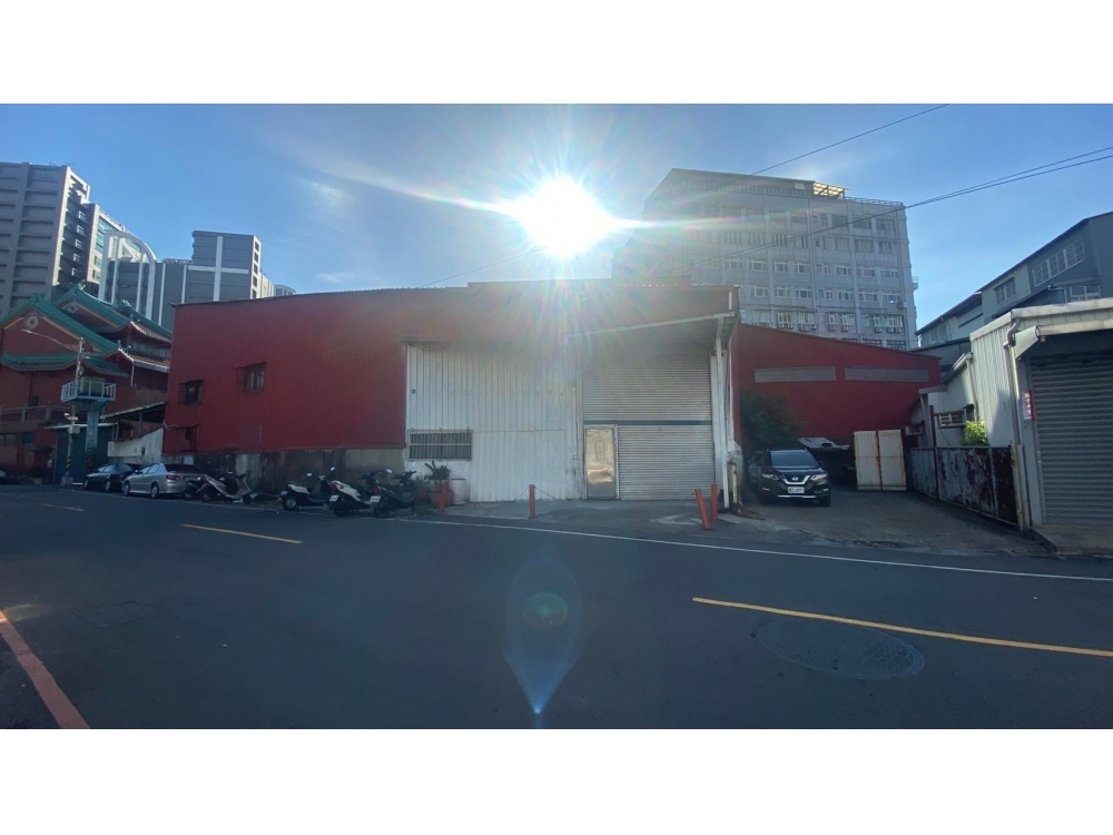 D040中和交流道乙工廠房 板橋買屋,店面,住商朱茂良0932-224-646