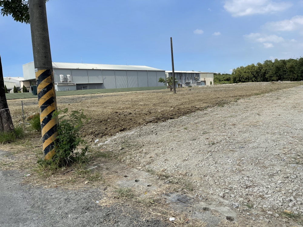 大社仁武交流道臨路三角窗農地（陳美鳳）