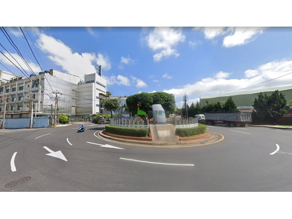 幼獅交流道漂亮大坪數工業地0937126384徐士凡