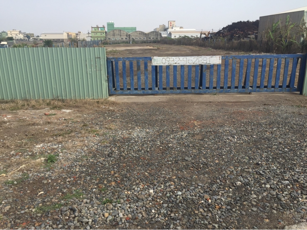 線西 土地出租 1000坪 近西濱1分鐘，台17線200公尺