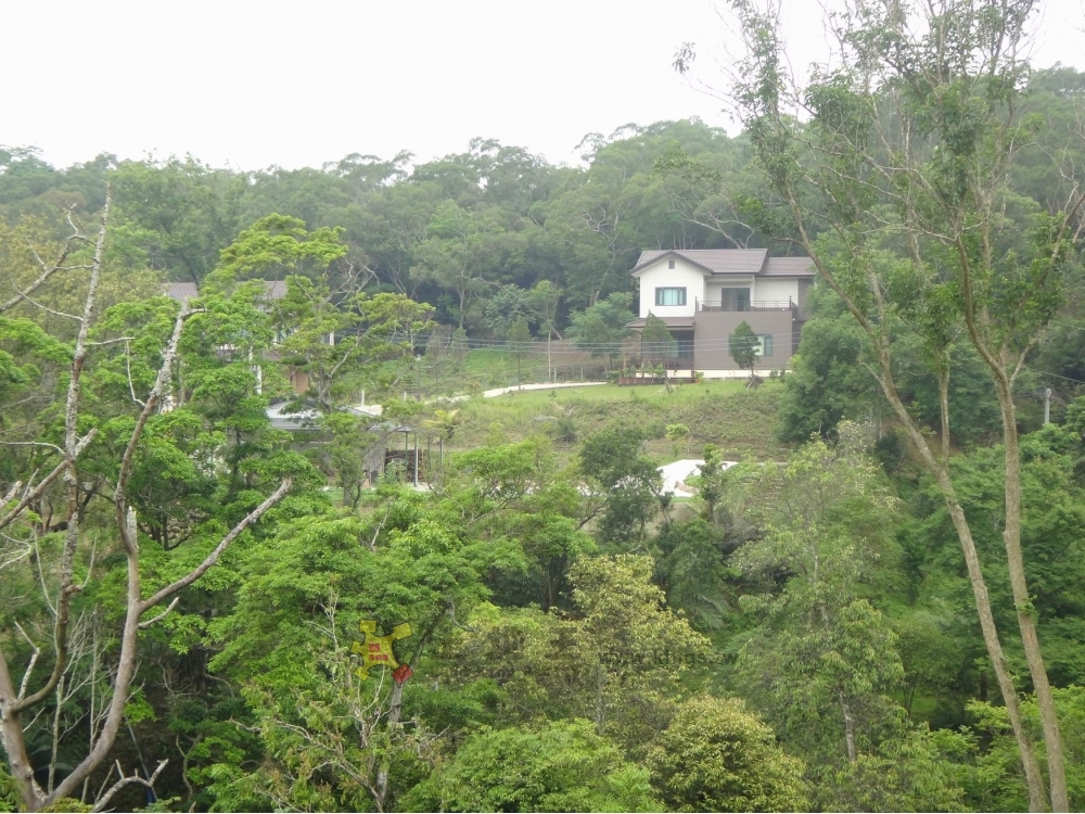 峨眉台三線旁休閒木屋養身地