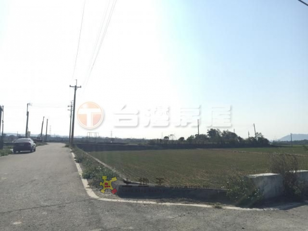 苗栗縣苑裡鎮火炎山段火炎三面角田出售