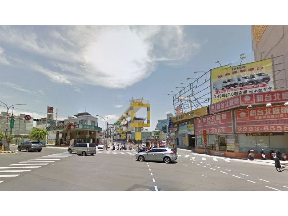 D050板南路三角窗地王 板橋買屋,店面,土地,廠房住商朱茂良0932-224-646	