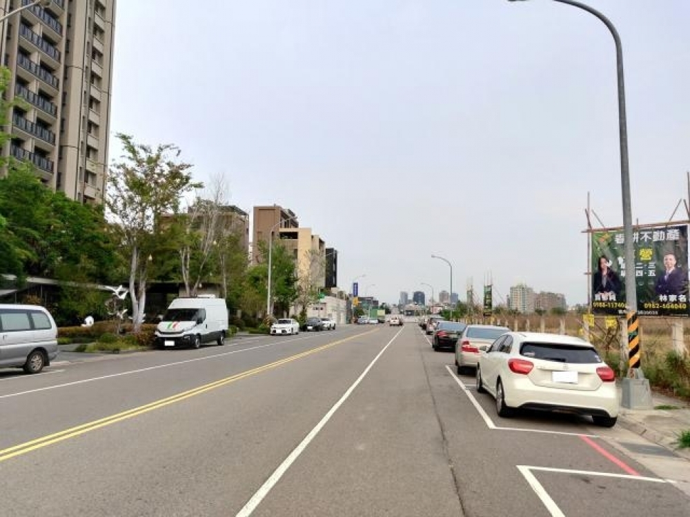 龍富八路建地