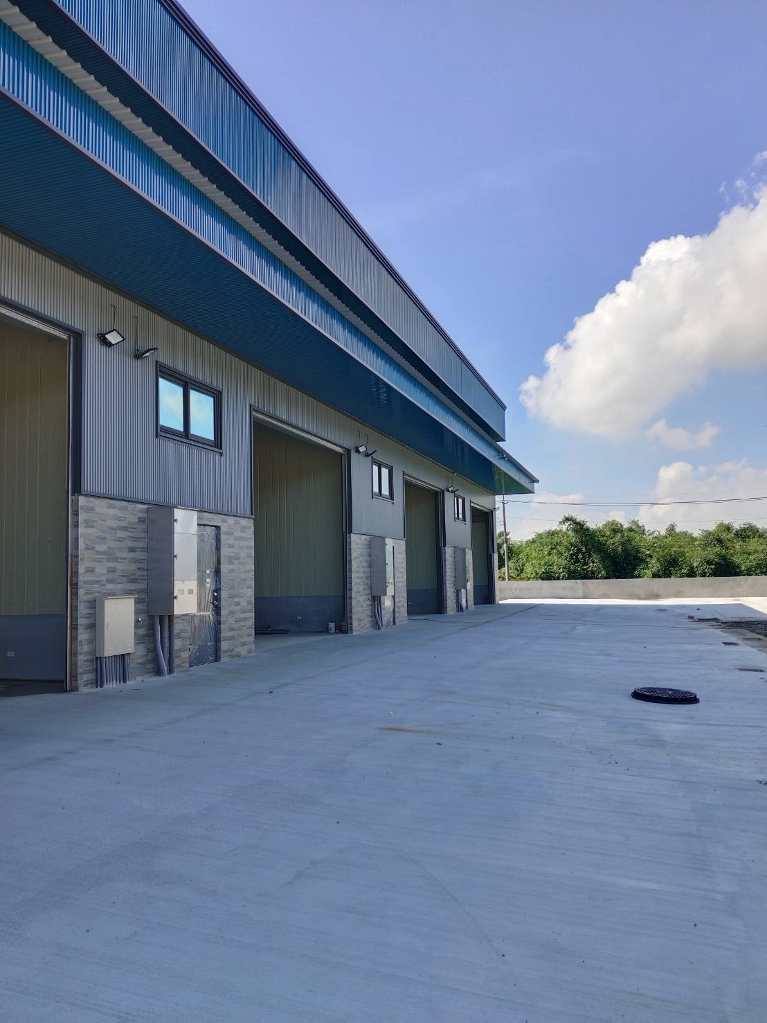 大社保舍甲路甲工廠房出租（陳美鳳）